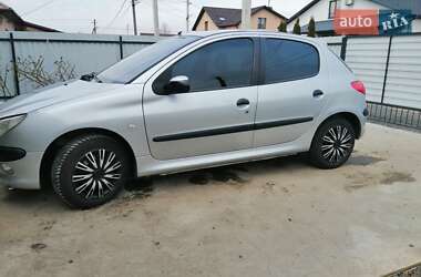 Хэтчбек Peugeot 206 2003 в Виннице