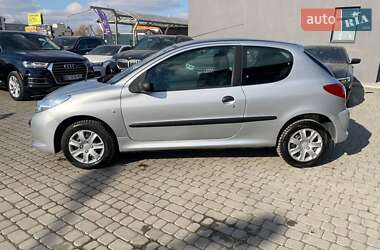 Хэтчбек Peugeot 206 2011 в Львове