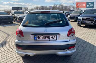 Хэтчбек Peugeot 206 2011 в Львове