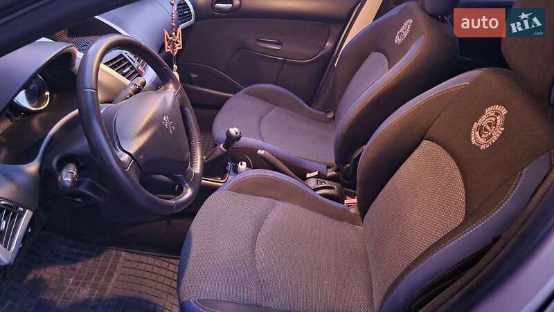 Хэтчбек Peugeot 206 2012 в Ивано-Франковске фото 8 Хэтчбек Peugeot 206 2012 в Ивано-Франковске
