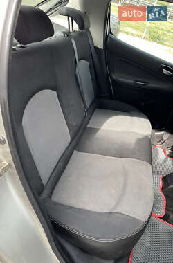 Хэтчбек Peugeot 206 2006 в 