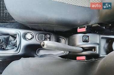 Хетчбек Peugeot 206 2011 в 