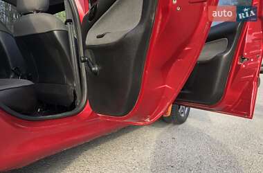 Седан Peugeot 206 2007 в 
