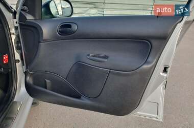 Универсал Peugeot 206 2005 в 