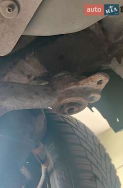 Хетчбек Peugeot 206 2006 в 