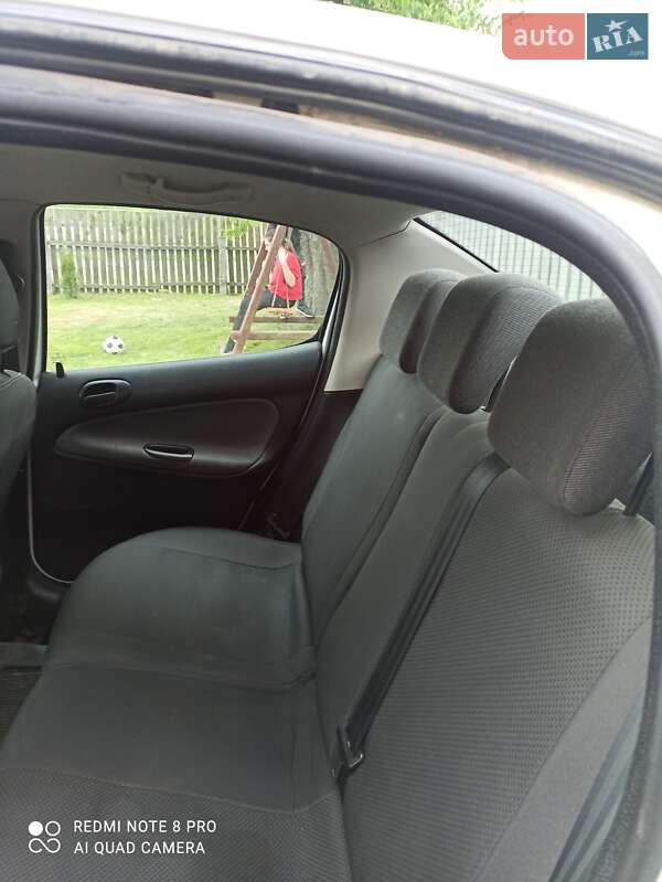 Седан Peugeot 206 2006 в Житомирі