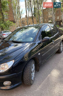 Седан Peugeot 206 2007 в 