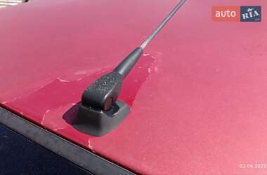 Хэтчбек Peugeot 206 2004 в 