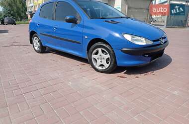 Хэтчбек Peugeot 206 2002 в Луцке