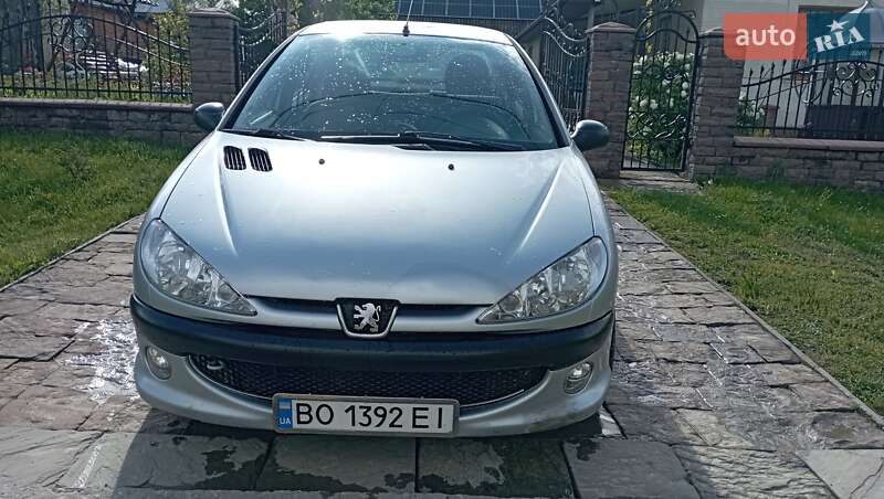 Peugeot 206 2008