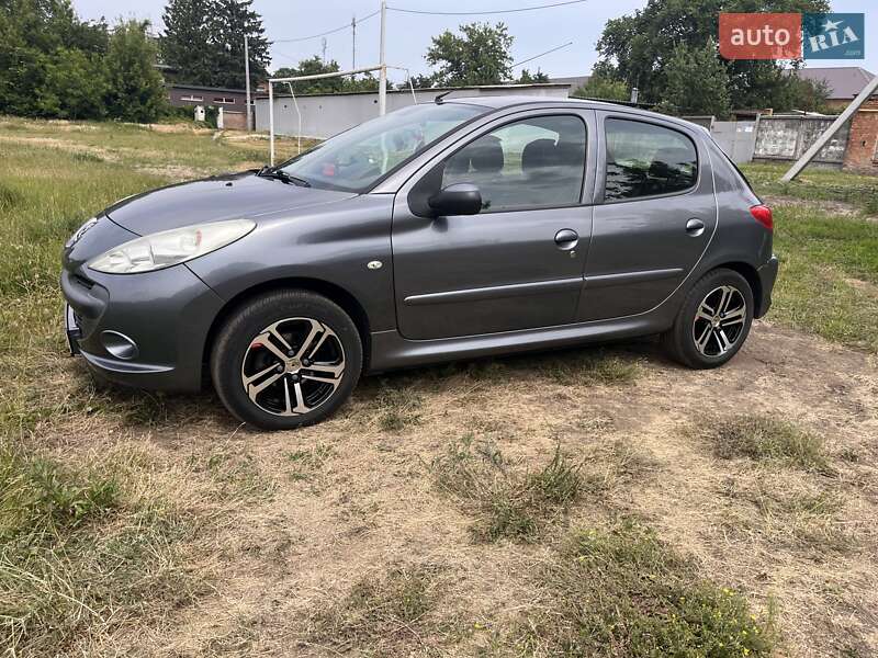 Седан Peugeot 206 2011 в Черкассах фото 5 Седан Peugeot 206 2011 в Черкассах