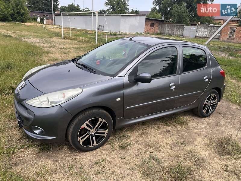 Седан Peugeot 206 2011 в Черкассах фото 2 Седан Peugeot 206 2011 в Черкассах
