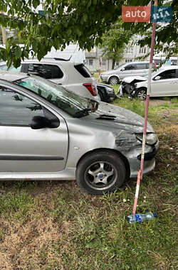Седан Peugeot 206 2007 в 