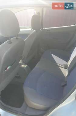 Хетчбек Peugeot 206 2003 в Коростишеві