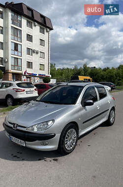 Хетчбек Peugeot 206 2005 в Рівному