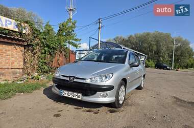 Седан Peugeot 206 2006 в Чугуеве