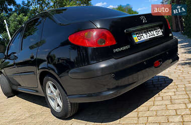 Седан Peugeot 206 2007 в 
