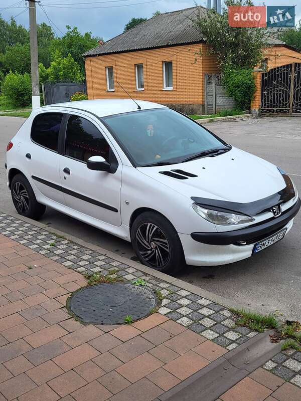 Хетчбек Peugeot 206 2008 в Сумах