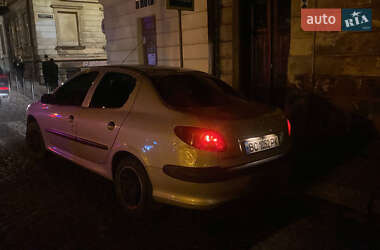 Седан Peugeot 206 2009 в Львові