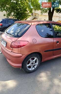 Хэтчбек Peugeot 206 1998 в 