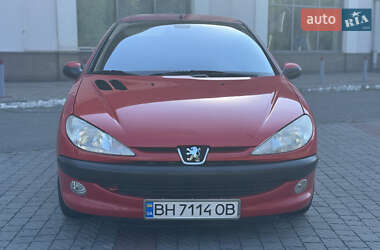 Хэтчбек Peugeot 206 2001 в Днепре