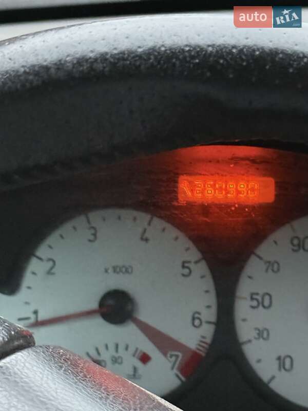 Универсал Peugeot 206 2004 в Луцке фото 17 Универсал Peugeot 206 2004 в Луцке