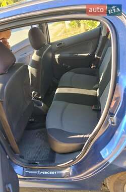 Хетчбек Peugeot 206 2007 в 