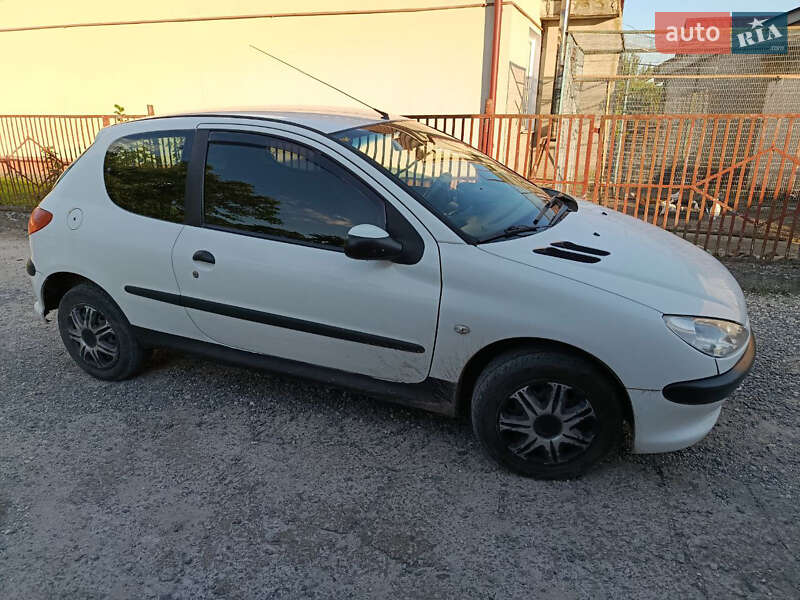 Хэтчбек Peugeot 206 2008 в Тернополе фото 2 Хэтчбек Peugeot 206 2008 в Тернополе