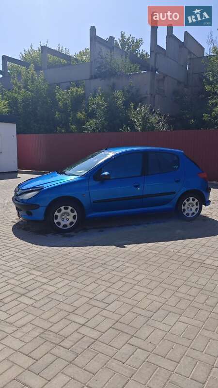 Хетчбек Peugeot 206 2003 в Херсоні фото 2 Хетчбек Peugeot 206 2003 в Херсоні