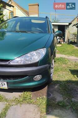 Универсал Peugeot 206 2003 в Владимире