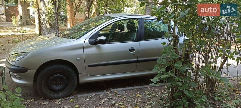 Хетчбек Peugeot 206 2008 в Одесі