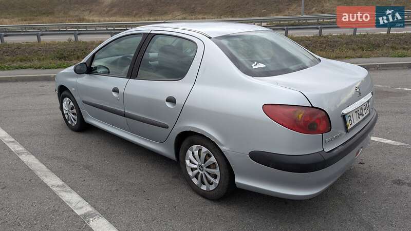 Седан Peugeot 206 2008 в Полтаве