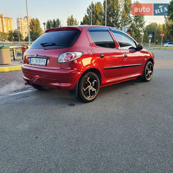Хетчбек Peugeot 206 2003 в Києві фото 6 Хетчбек Peugeot 206 2003 в Києві