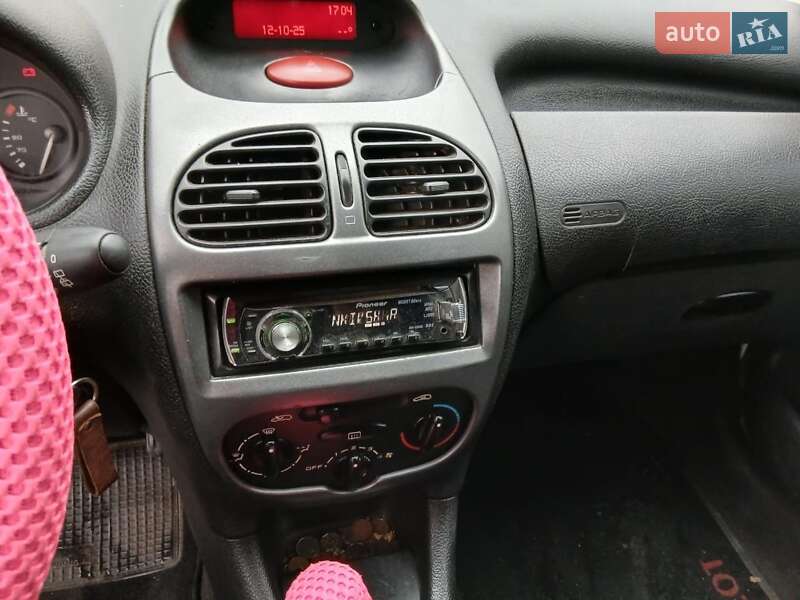 Универсал Peugeot 206 2004 в Ивано-Франковске