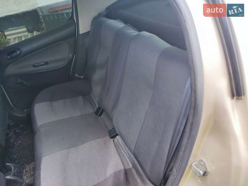 Седан Peugeot 206 2007 в Рожище