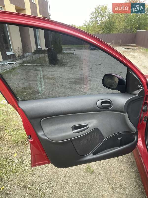 Хетчбек Peugeot 206 2006 в Києві фото 8 Хетчбек Peugeot 206 2006 в Києві