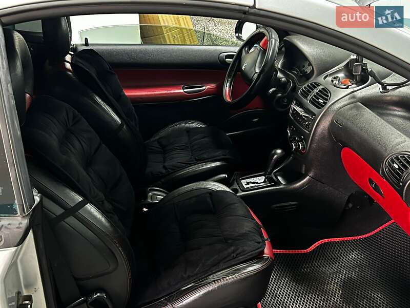 Кабріолет Peugeot 206 2002 в Одесі фото 8 Кабріолет Peugeot 206 2002 в Одесі