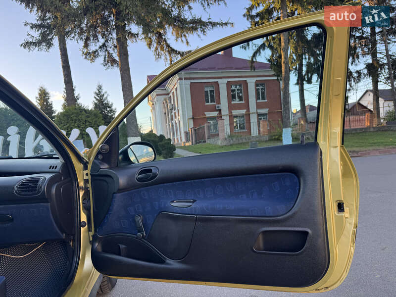 Хэтчбек Peugeot 206 2002 в Калиновке фото 21 Хэтчбек Peugeot 206 2002 в Калиновке