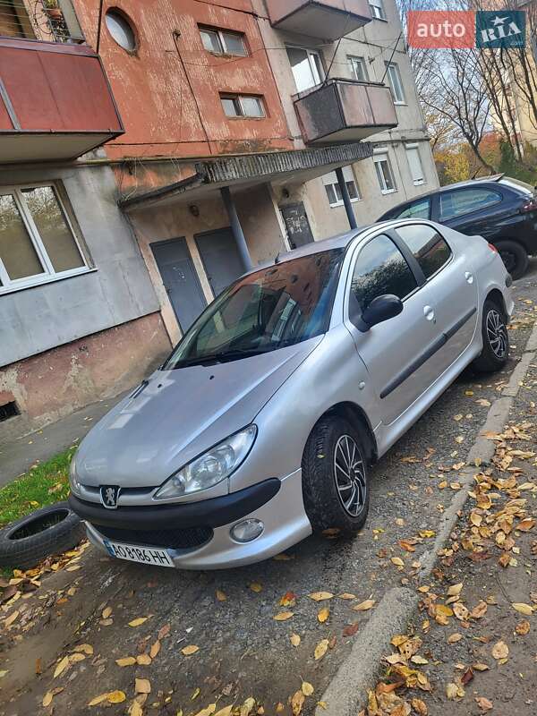 Peugeot 206 2008