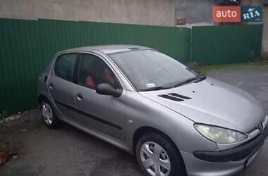 Хетчбек Peugeot 206 2004 в Калинівці