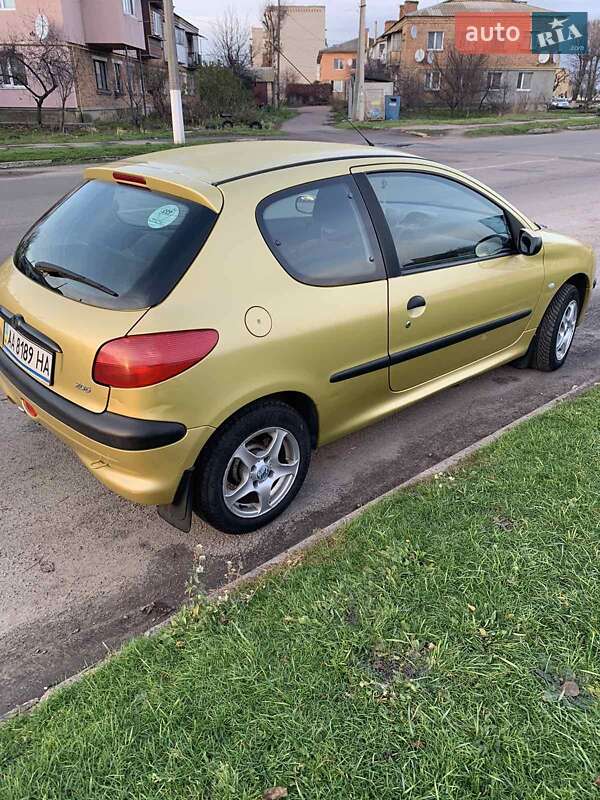 Хэтчбек Peugeot 206 2002 в Чернобае фото 11 Хэтчбек Peugeot 206 2002 в Чернобае