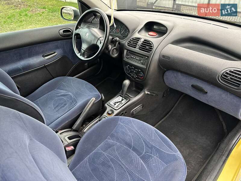 Хэтчбек Peugeot 206 2002 в Чернобае фото 24 Хэтчбек Peugeot 206 2002 в Чернобае