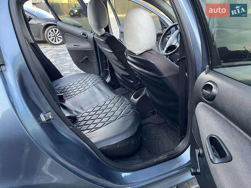 Седан Peugeot 206 2008 в Миколаєві