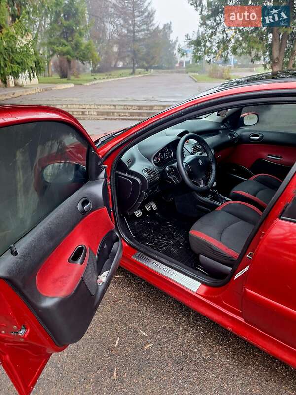 Седан Peugeot 206 2006 в Каменском фото 6 Седан Peugeot 206 2006 в Каменском