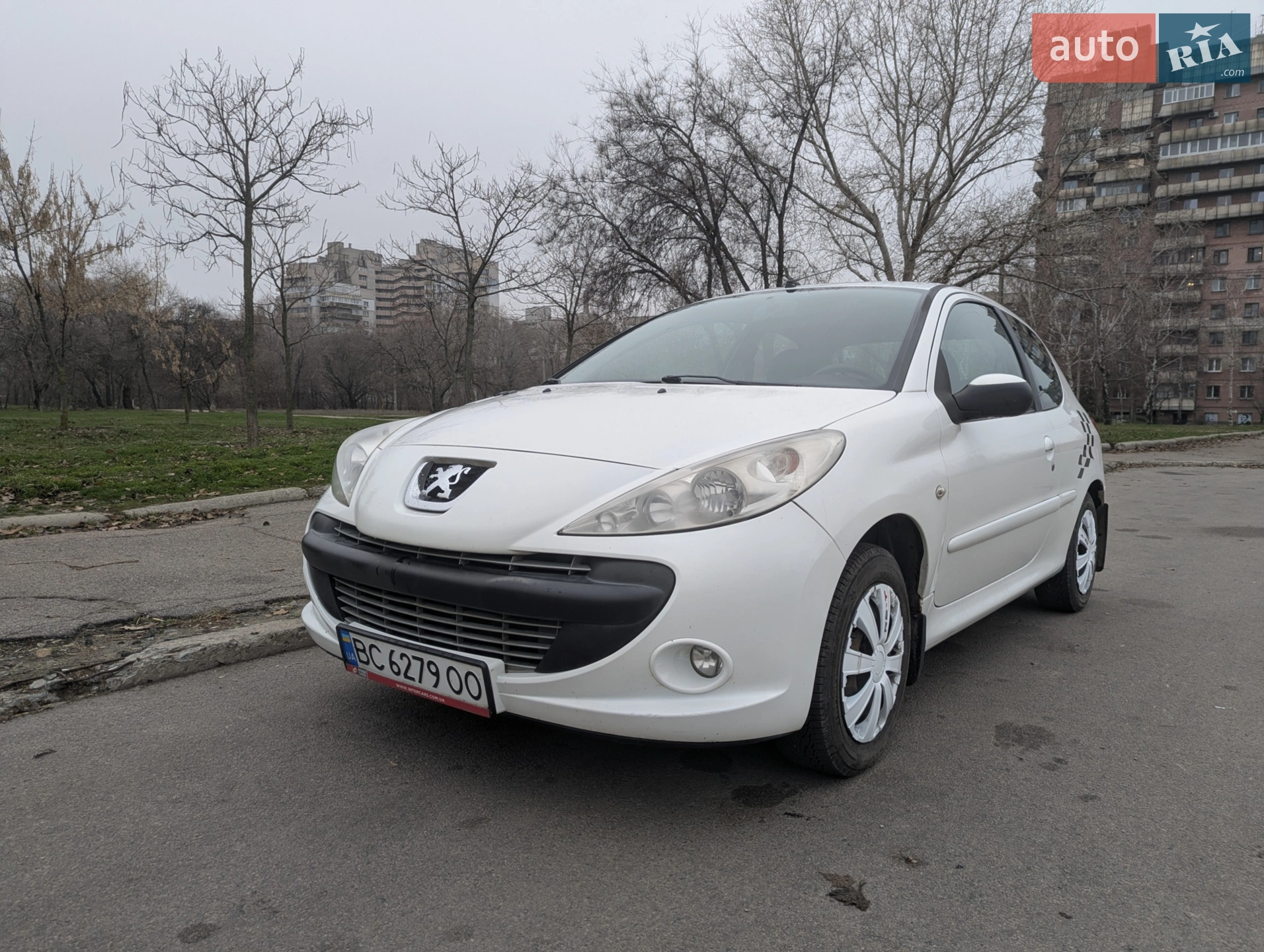 2012 Peugeot 206 - фото 1