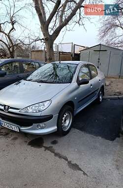 Седан Peugeot 206 2010 в Києві