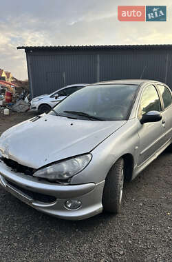 Хэтчбек Peugeot 206 2008 в Киеве