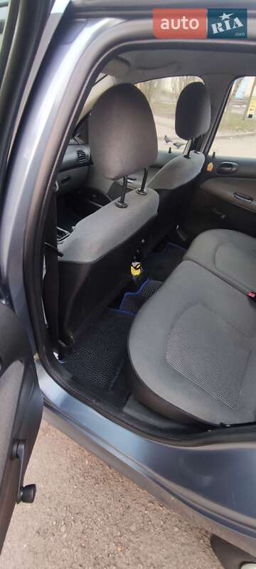 Седан Peugeot 206 2007 в Белой Церкви