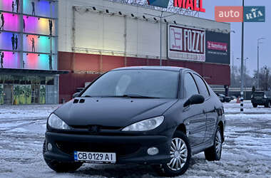 Седан Peugeot 206 2007 в Киеве