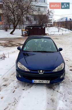 Хетчбек Peugeot 206 2002 в Василькові